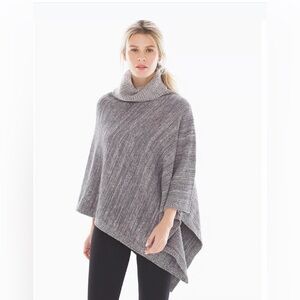 BAREFOOT DREAMS COZY CHIC PONCHO   NWOT!!!
